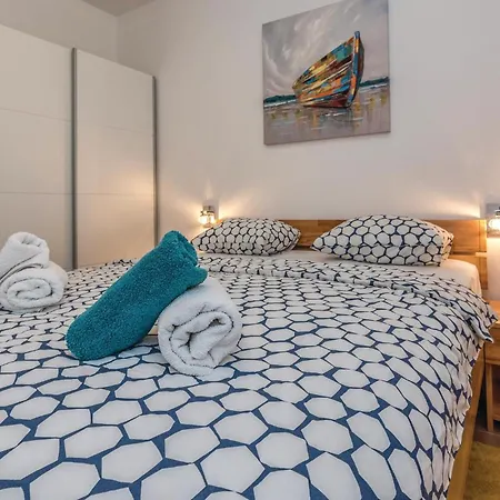 Lovely In With House Sea View Holiday home Pridraga