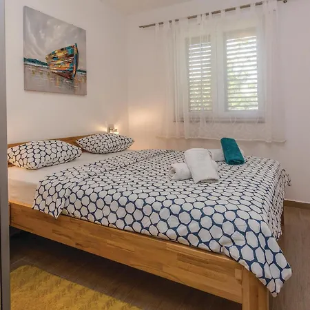 Lovely In With House Sea View Pridraga
