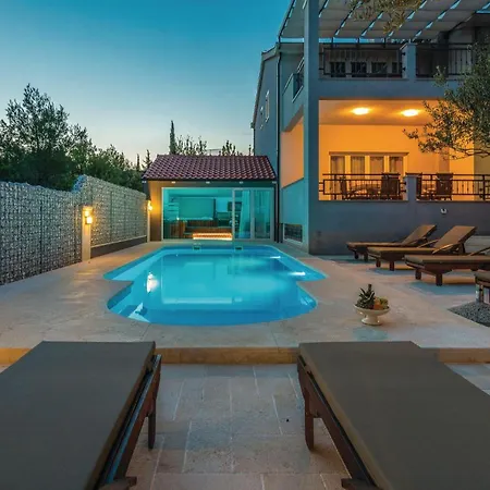 Lovely In With House Sea View Holiday home