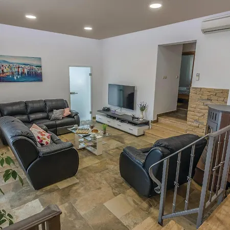 Lovely In With House Sea View Holiday home
