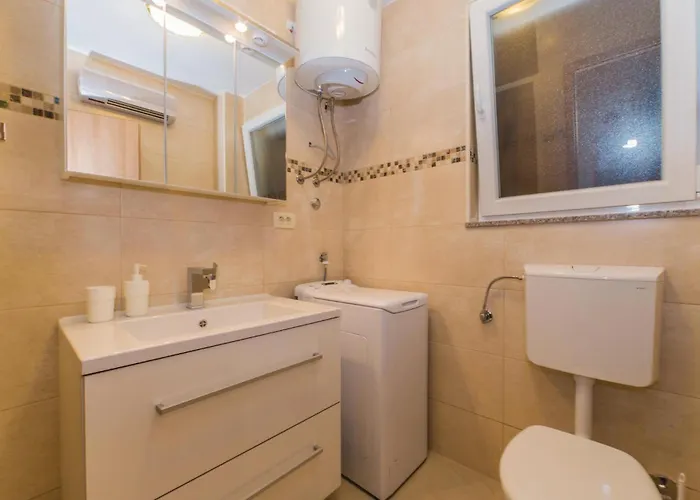 Дом отдыха Awesome In Pridraga